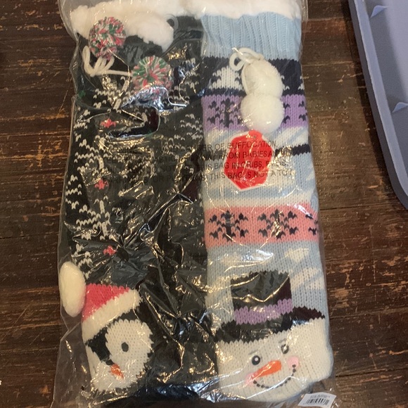 Ladies Hallmark Faux shearling slipper socks size 4-10 Brand new - Picture 2 of 5